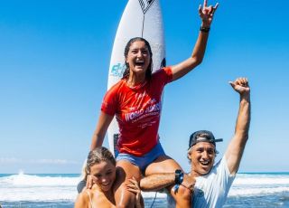 Luana Silva bate japonesa e fatura título do Mundial Júnior de Surfe