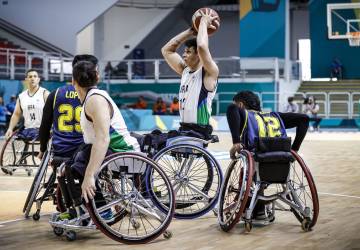 Seleção de basquete em cadeira de rodas estreia no Sul-Americano