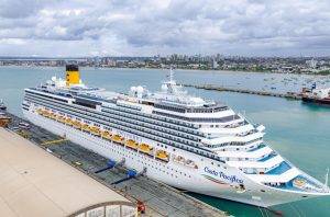 Maceió recebe o primeiro navio da temporada 2024/2025; embarcação traz 3.800 turistas