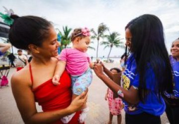 Pulseiras de identificação garantem segurança das crianças no Festival Verão Massayó