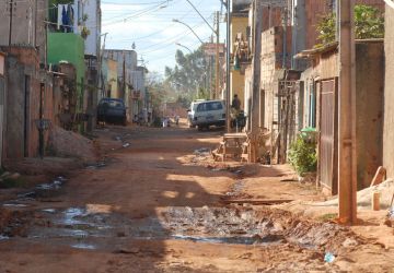 Brasil reduz número de crianças e jovens abaixo da linha da pobreza