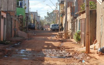 Brasil reduz número de crianças e jovens abaixo da linha da pobreza