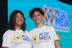 Programa Pé-de-Meia beneficia a 3,9 milhões de estudantes; Confira distribuição por estados