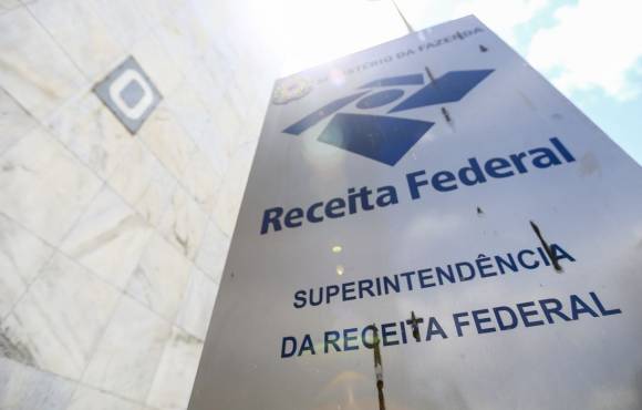 Receita e B3 lançam ferramenta para calcular Imposto de Renda na bolsa