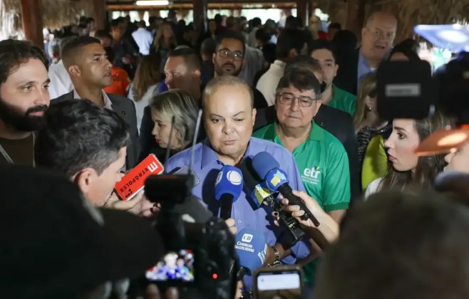 8 de janeiro: Moraes arquiva inquérito contra governador do DF